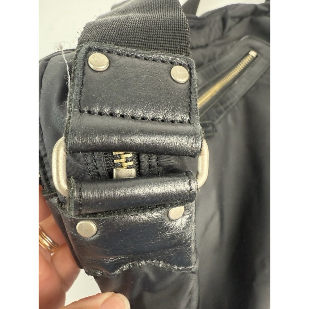 EigenPost‎ Crossbody Travel Purse Bag Black Lightweight Pockets Adjustable Strap - Picture 12 of 13